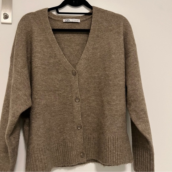 Zara Beige Button down Sweater - Picture 1 of 4